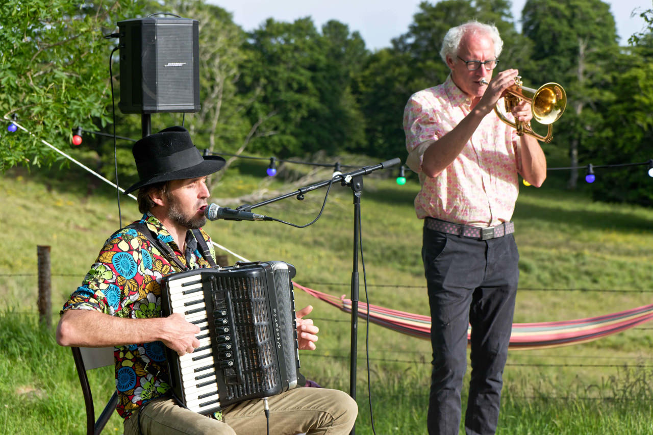 Musiciens à la nuit des burons au grand buron des enguilhens