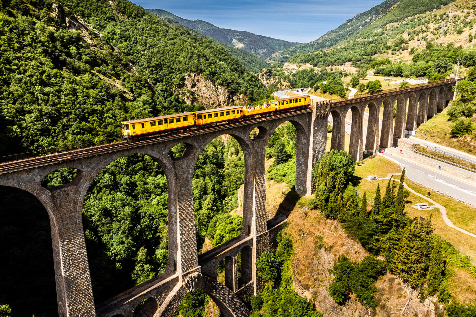 Train Jaune