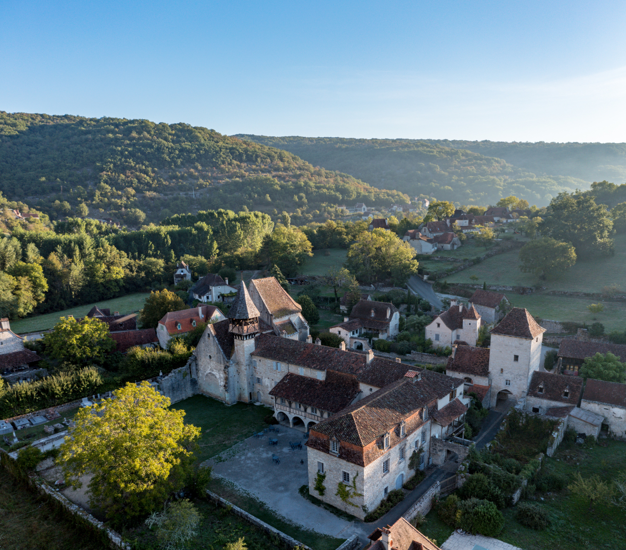 Parc naturel régional - Géoparc mondial UNESCO des Causses du Quercy, Vue aérienne d_Espagnac-Sainte-Eulalie