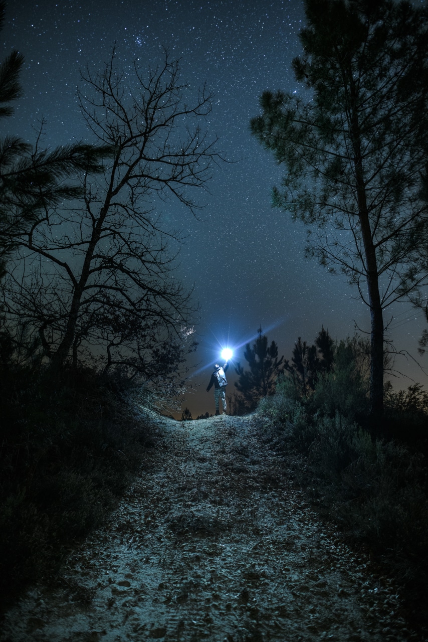 Ciel étoilé durant une balade nocturne à la frontale